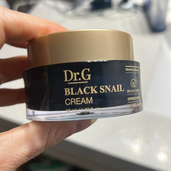 Dr.G Black Snail Mucin Retinol & Moisturizer - Picture 7 of 9